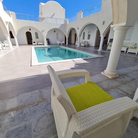 Musk De Djerba Suite Aziz Avec Piscine Temlale Ngoại thất bức ảnh