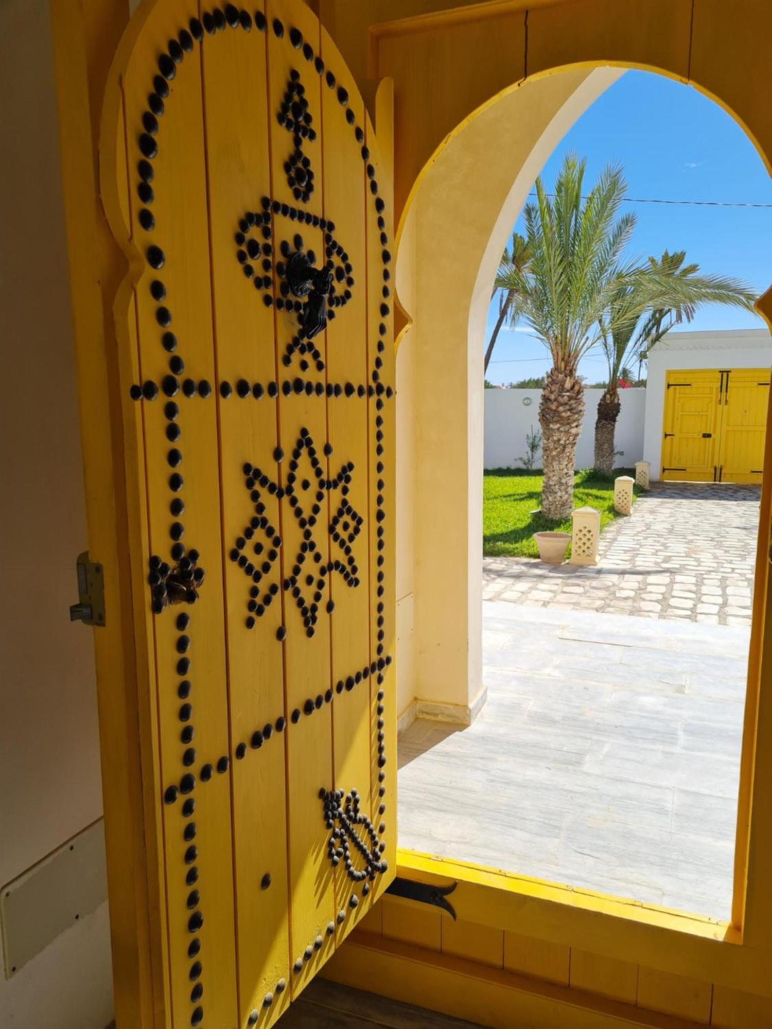 Musk De Djerba Suite Aziz Avec Piscine Temlale Ngoại thất bức ảnh