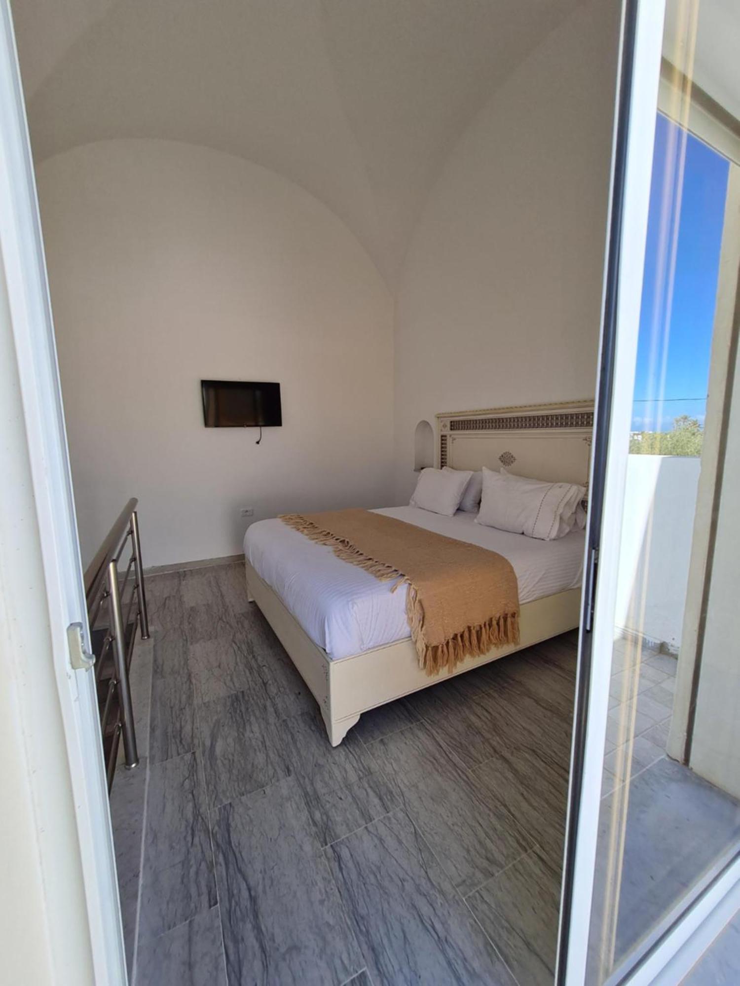 Musk De Djerba Suite Aziz Avec Piscine Temlale Ngoại thất bức ảnh